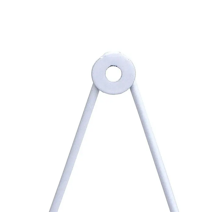 Berlinlodge Holzregal Wandregal - Anzahl Böden: 1 Stk., Einhängen, Weiß - Detailansicht einer weißen Metallaufhängung mit Ring und zwei Streben, die ein minimalistisches Design zeigt.