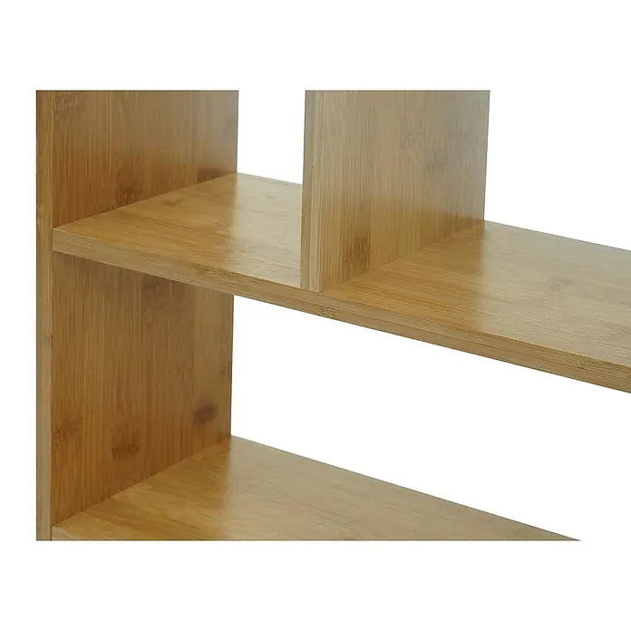 Berlinlodge Holzregal Wandregal - Anzahl Böden: 4 Stk., Einhängen, Braun - Nahaufnahme eines hellen Bambusregals mit glatten Oberflächen und klaren Linien, das die natürliche Maserung des Materials hervorhebt.