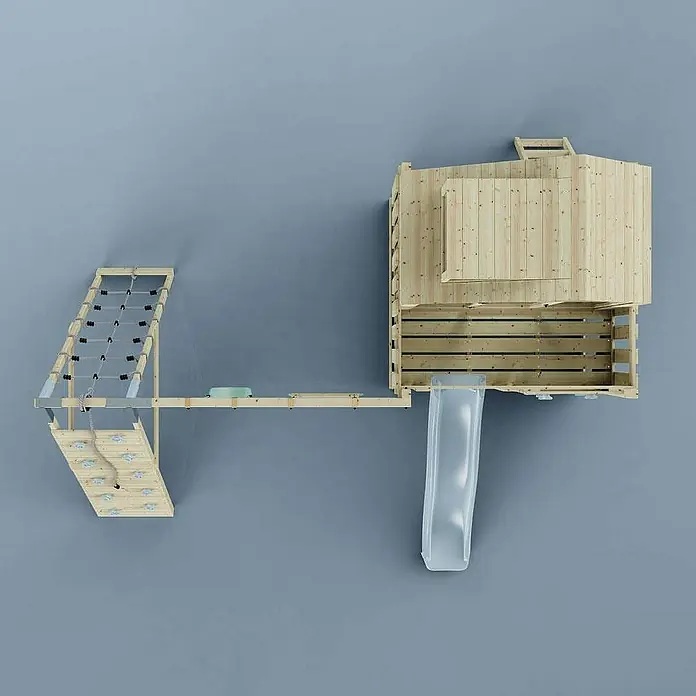 OutdoorToys Klettergerüst Oscar - 472 x 415 x 292 cm, Holz, Blau - Luftaufnahme eines Spielplatzes mit Holzturm, Rutsche, Kletterwand und Netzbrücke für abenteuerlichen Spielspaß im Freien.