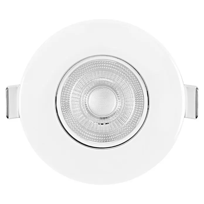 Osram LED-Einbauleuchten-Set rund - 4,9 W, Ø x H: 9 cm x 3,5 mm, Weiß, 3 Stk., Warmweiß - Nahaufnahme einer weißen LED-Einbauleuchte mit silberfarbenen Akzenten, die ein modernes und helles Design für Innenräume zeigt.