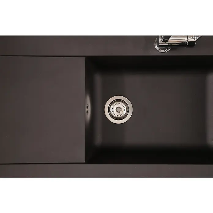 Respekta Einbauspüle Denver - 50 x 100 cm, Anzahl Becken: 1 Stk., Schwarz - Nahaufnahme einer modernen Spüle mit Abtropffläche, Ablauf und Armatur, die ein funktionales und stilvolles Design für die Küche bietet.