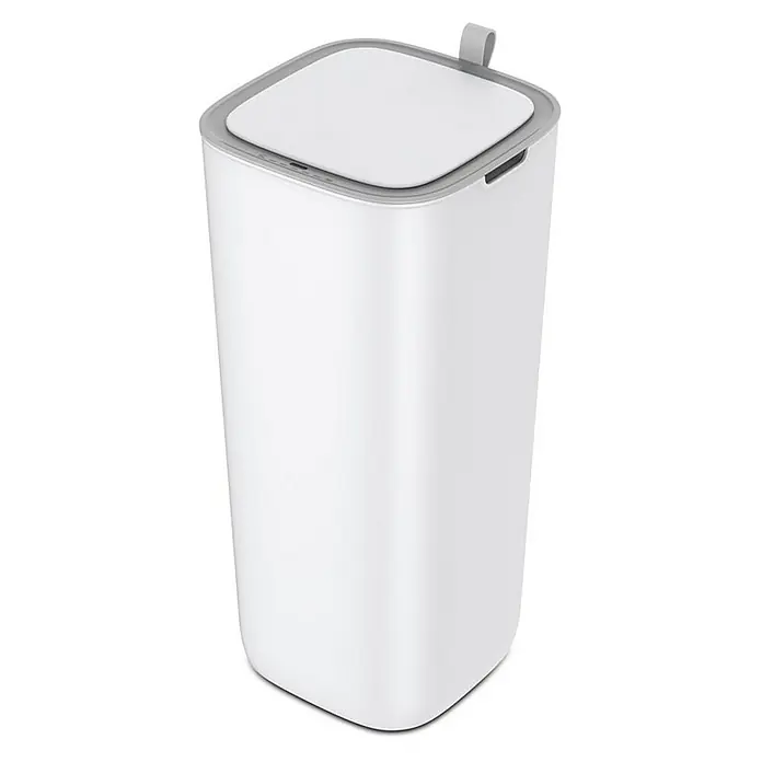 Proregal Sensormülleimer Moderner quadratischer Abfalleimer mit Smart Sensor - 30 l, Kunststoff, Weiß - Ein moderner, quadratischer, weißer Abfallbehälter mit grauem Deckel und Griff für den mühelosen Gebrauch im Haushalt.