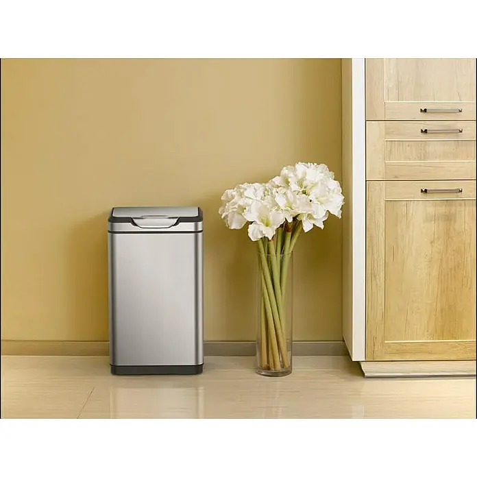 Proregal Standard Mülleimer Schöner Abfalleimer aus gebürstetem Edelstahl mit breiter Touch-Öffnung - 40 l, Edelstahl, Silber - Hier ist ein moderner, silberfarbener, rechteckiger Mülleimer mit Sensorfunktion für ein hygienisches und stilvolles Abfallmanagement in Ihrem Zuhause.