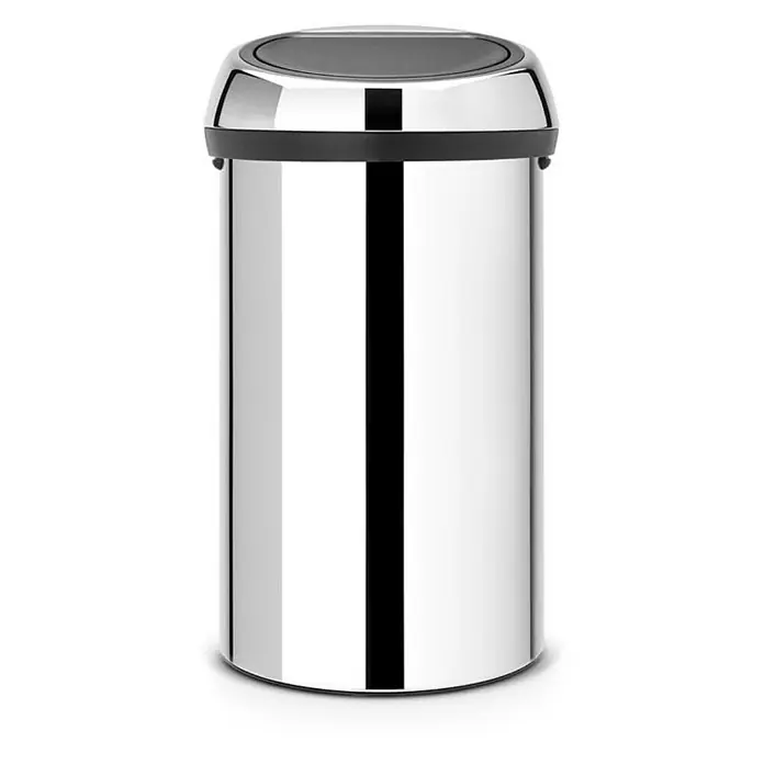 Proregal Standard-Mülleimer Brabantia Abfallbehälter mit Soft-Touch-Öffnung - 60 l, Metall, Edelstahl - Bild eines glänzenden, zylindrischen Abfalleimers aus Edelstahl mit einem schwarzen Deckel und einem vertikalen schwarzen Streifen in der Mitte.