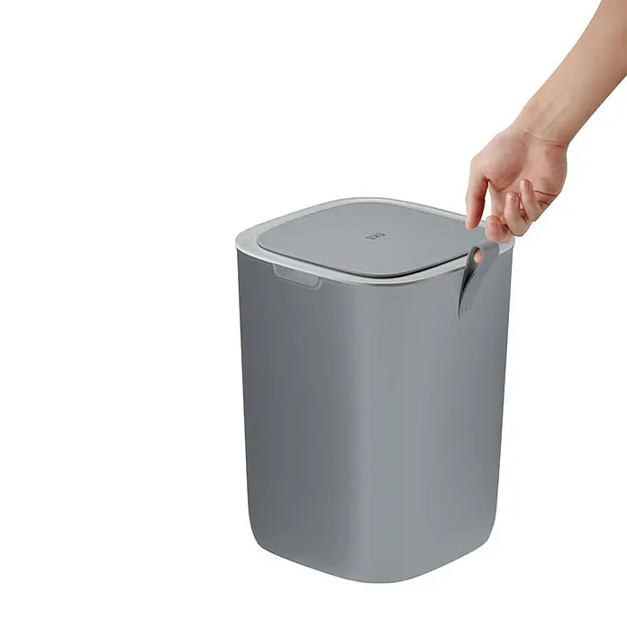 Proregal Sensormülleimer Moderner quadratischer Abfalleimer mit Smart Sensor - 12 l, Kunststoff, Grau - Grauer EKO-Abfalleimer mit rechteckigem Deckel, der von einer Hand geöffnet wird, modernes Design für stilvolle Abfallentsorgung.