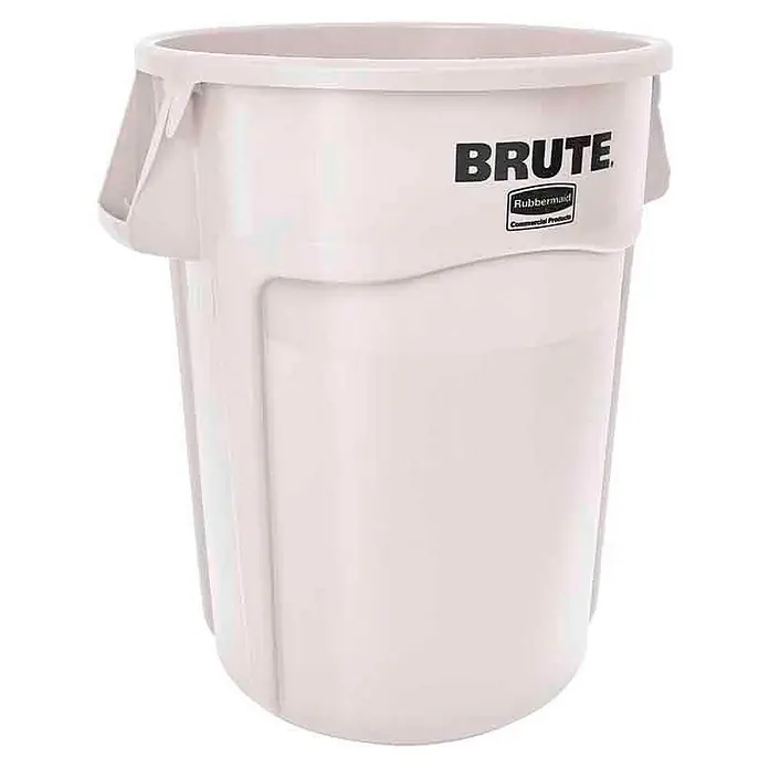 Proregal Standard-Mülleimer Rubbermaid Brute runde Mehrzwecktonne mit Belüftungskanälen - 166,5 l, Kunststoff, Weiß - Ein weißer "Brute" Mülleimer von Rubbermaid Commercial Products, robust und ideal für den gewerblichen Einsatz.