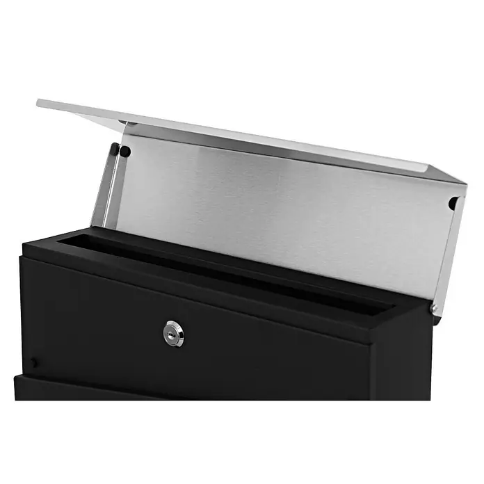 Proregal Wandbriefkasten Briefkasten - Anthrazit-Edelstahl, Metall, Zeitungsfach - Detailaufnahme eines abschließbaren Briefkastens mit einer Klappe aus gebürstetem Edelstahl für den Außenbereich.
