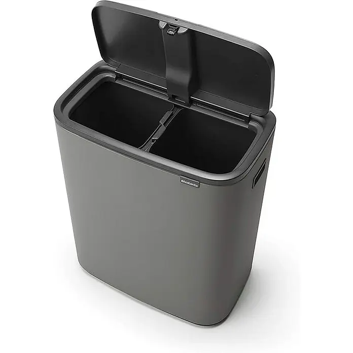 Proregal Sensormülleimer Brabantia Hochwertiger Abfallsammler mit Touch-Öffnung - 60 l, Metall, Grau - Ein grauer Brabantia-Abfalleimer mit zwei Fächern und offenem Deckel, der das Innere zeigt, ideal für die Mülltrennung.