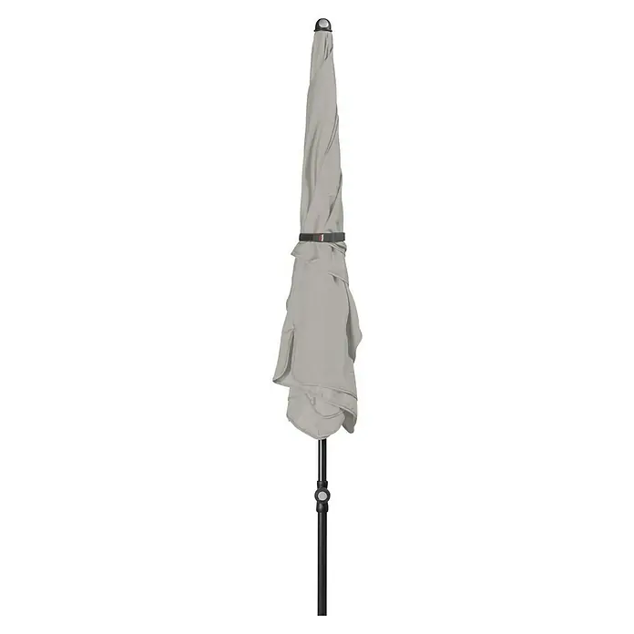 Doppler Sunline Balkonschirm Waterproof Neo - Hellgrau, Bespannungsmaß (L x B): 120 x 185 cm - Ein geschlossener, beiger Gartenschirm mit schwarzem Gestell ist vor neutralem Hintergrund zu sehen.
