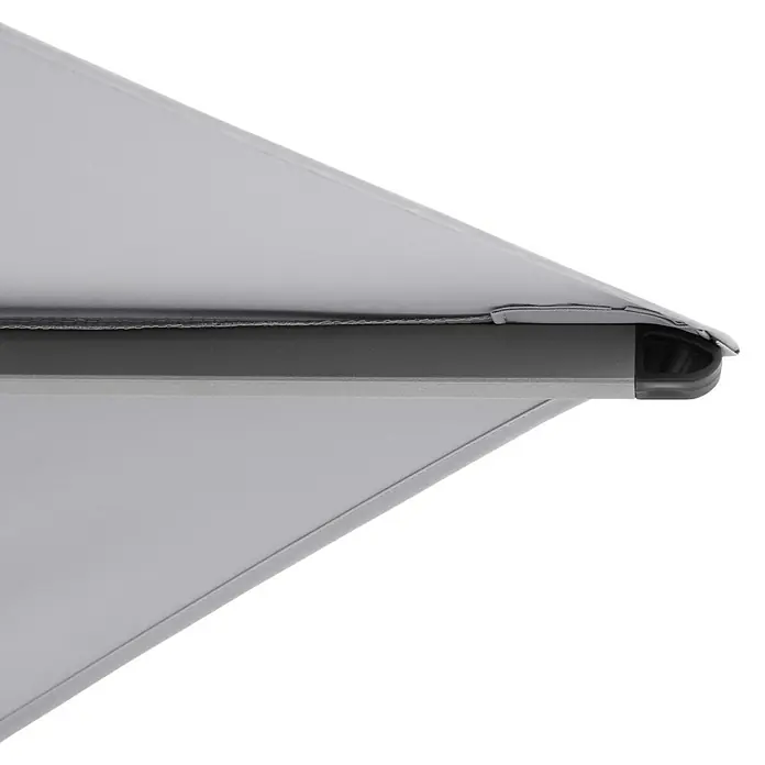 Doppler Ampelschirm Active Neo - Hellgrau, Bespannungsmaß (L x B): 260 x 350 cm - Nahaufnahme einer eleganten, grauen Markise, die Schatten spendet und vor Sonne schützt.\n