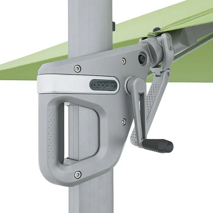 Doppler Ampelschirm Active Neo - Grün, Bespannungsmaß (L x B): 260 x 350 cm - Nahaufnahme eines Doppler Sonnenschirms mit Kurbelmechanismus zum einfachen Öffnen und Schließen. Das robuste Design sorgt für Langlebigkeit.