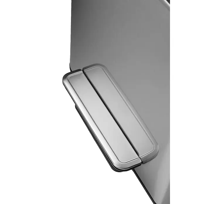 Proregal Treteimer - 30 l, Edelstahl, Silber - Nahaufnahme eines silbernen, zweiteiligen Laptop-Ständers, der an einem Laptop befestigt ist, ideal für ergonomisches Arbeiten.