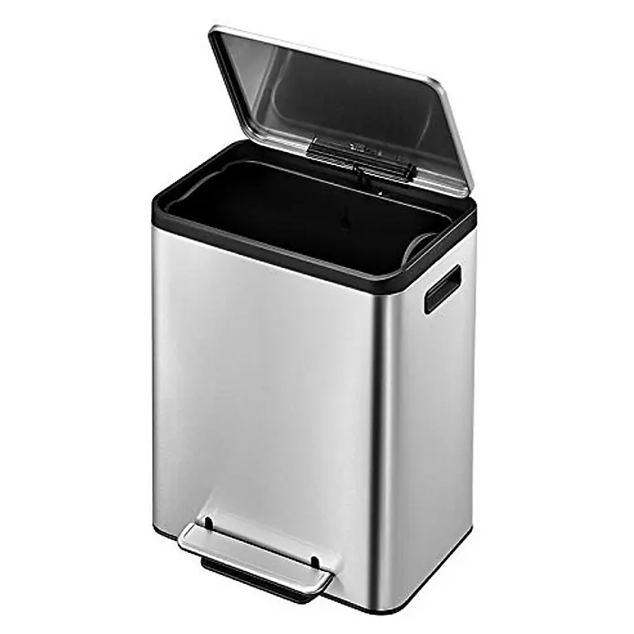 Proregal Treteimer - 30 l, Edelstahl, Silber - Silberner Treteimer mit offenem Deckel. Der Eimer ist aus Edelstahl gefertigt und verfügt über ein Pedal zur einfachen Bedienung.