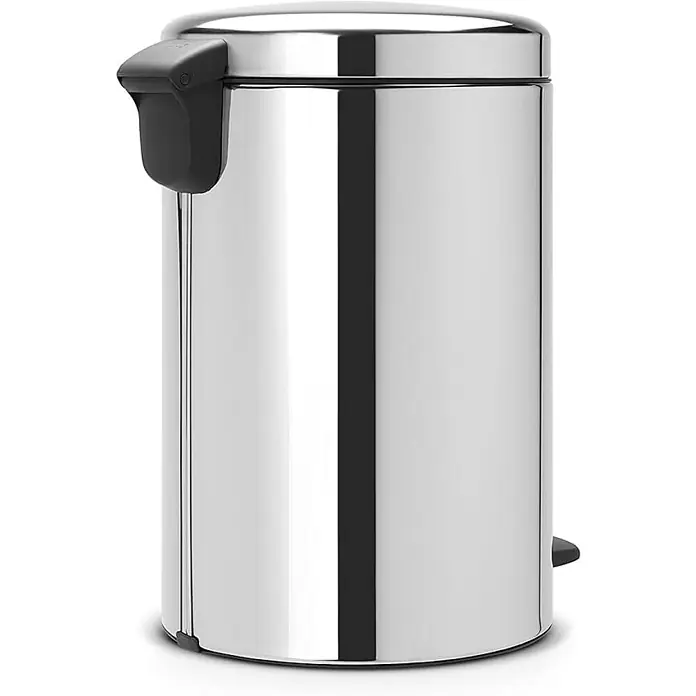 Proregal Treteimer Brabantia Klassischer Tretmülleimer mit Soft-Verschluss - 20 l, Metall, Edelstahl - Silberfarbener Treteimer mit schwarzem Deckelöffner. Der Edelstahl-Treteimer ist elegant und funktional für Küche oder Bad.
