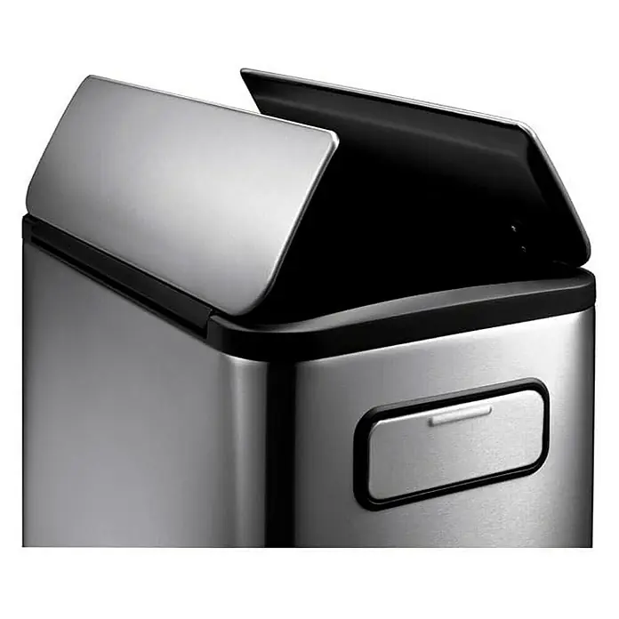 Proregal Treteimer Modern designter Treteimer zur Abfallscheidung aus gebürstetem Edelstahl - 45 l, Edelstahl, Edelstahl - Nahaufnahme eines modernen, silbernen Abfalleimers mit offenem Deckel. Der Mülleimer besticht durch sein elegantes Design.