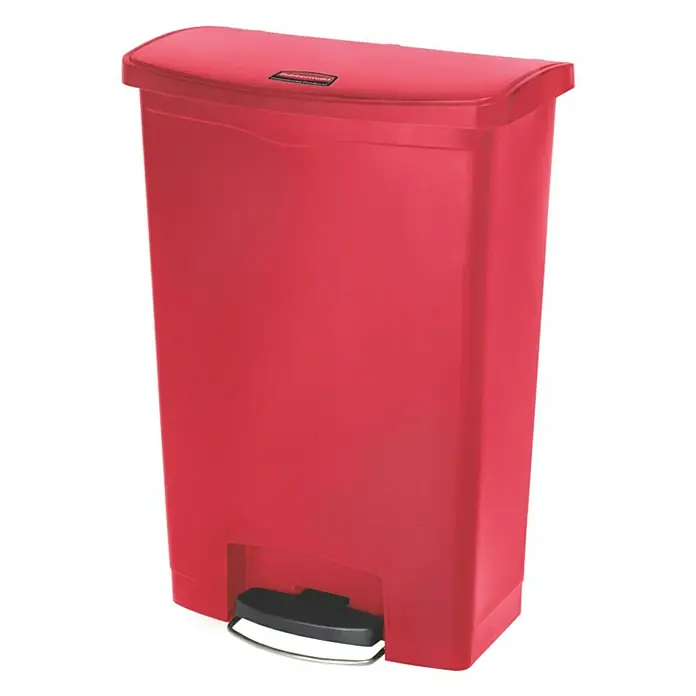 Proregal Treteimer Rubbermaid Slim Jim Step On Container Front Step Pedal-Abfalleimer - 90 l, Kunststoff, Rot - Roter Rubbermaid Step-On-Mülleimer mit schwarzem Pedal und abgerundetem Deckel für hygienische und freihändige Abfallentsorgung.