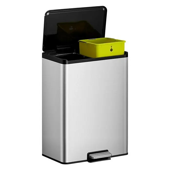 Proregal Treteimer - 30 l, Edelstahl, Silber - Ein moderner, rechteckiger Abfalleimer aus Edelstahl mit schwarzem Deckel und Pedal, inklusive eines gelben Inneneinsatzes zur Mülltrennung.