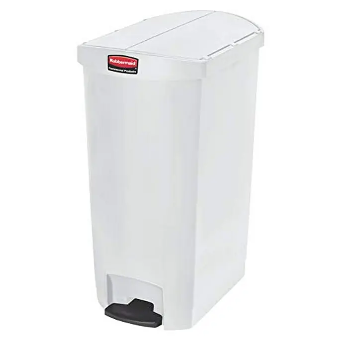 Proregal Treteimer Ellipsenförmiger Treteimer aus gebürstetem Edelstahl - 40 l, Edelstahl, Silber - Ein weißer Rubbermaid-Treteimer mit einem schwarzen Pedal und einem geteilten Deckel für den gewerblichen Gebrauch.
