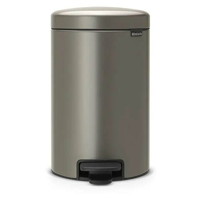 Proregal Treteimer Brabantia Klassischer Tretmülleimer mit Soft-Verschluss - 12 l, Metall, Platin - Ein grauer Brabantia-Treteimer aus Metall. Der Abfalleimer mit Fußpedal ist für den täglichen Gebrauch im Haushalt konzipiert.