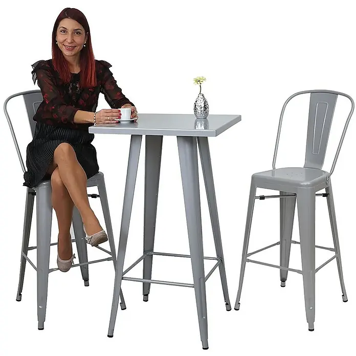 Chefgastro Garten-Stehtisch mit Metall-Tischplatte - Eckig, Grau - Elegantes graues Bistro-Set mit einem quadratischen Tisch und zwei Hockern, perfekt für stilvolle Pausen.