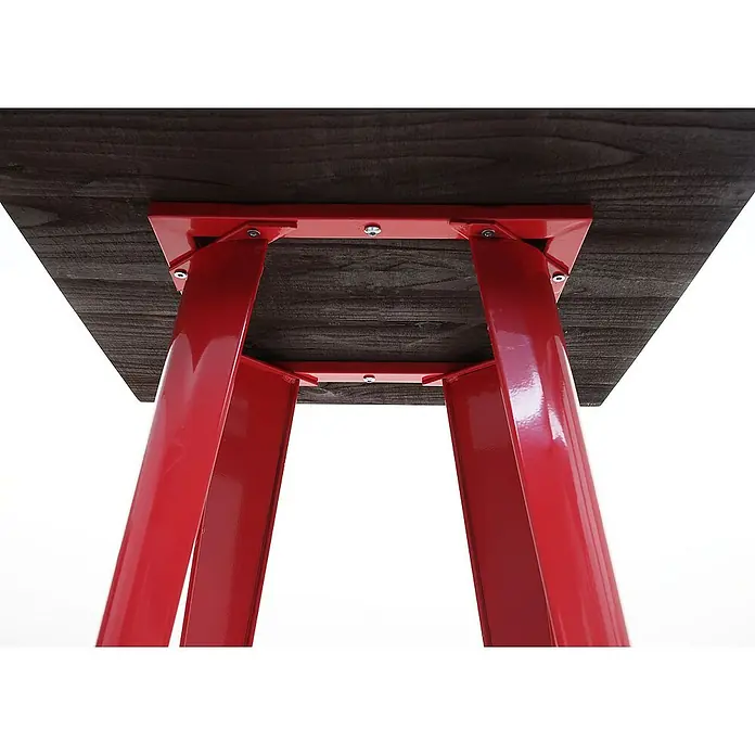 Chefgastro Garten-Stehtisch mit Holz-Tischplatte - L x B x H: 60 x 60 x 107 cm, Eckig, Rot - Nahaufnahme eines Tisches mit dunkler Holzplatte und roten Metallbeinen, die im modernen Design zusammenkommen.