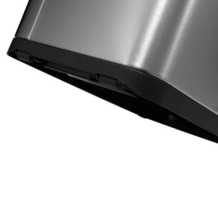 Proregal Treteimer Modern designter Treteimer zur Abfallscheidung aus gebürstetem Edelstahl - 30 l, Edelstahl, Edelstahl - Nahaufnahme eines modernen, silberfarbenen Geräts mit schwarzem Sockel, das eine elegante Kombination aus Metall und Kunststoff zeigt.