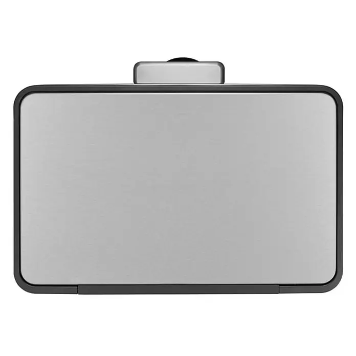Proregal Treteimer - 45 l, Edelstahl, Silber - Nahaufnahme eines rechteckigen, grauen Simplehuman-Mülleimers mit schwarzem Rand und einem Knopf auf dem Deckel.