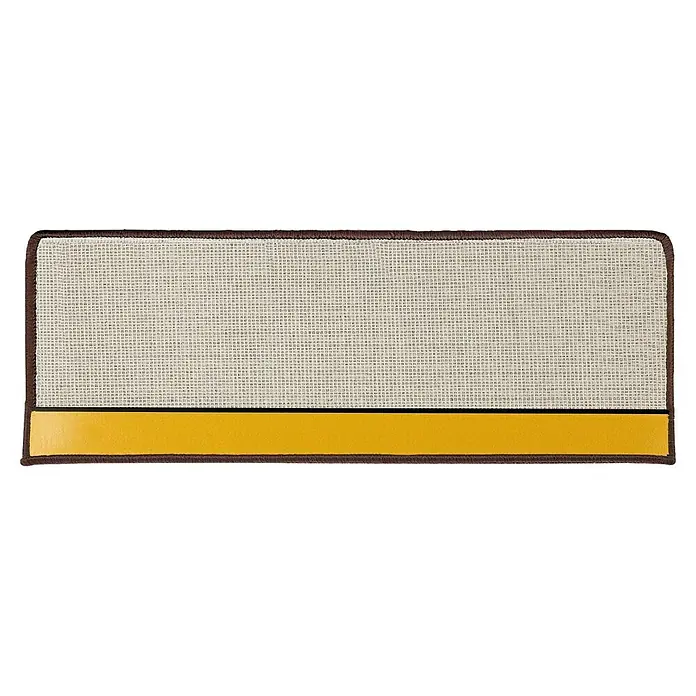 Stufenmatte Lyon - 65 x 23,5 cm, Braun, Rechteck - Detailansicht eines rechteckigen Teppichrückens mit brauner Bordüre und gelbem Streifen, der die robuste Konstruktion und die Materialqualität hervorhebt.