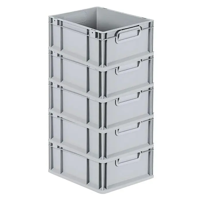 Proregal Euroboxen-Set 5x Eurobox NextGen Economy mit Scharnierdeckel und blauen Verschlüssen - L x B x H: 40 x 30 x 17 cm, Kunststoff, Grau, 5 Stk. - Ein Stapel aus fünf grauen Kunststoffboxen mit Griffen, die für Lagerung und Organisation konzipiert sind. Sie sind robust und leicht zu reinigen.