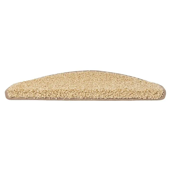 Stufenmatte Shaggy - 65 x 23,5 cm, Beige, Halbrund - Teppichstufe in Halbmondform in einem sanften Beigeton. Das Material wirkt flauschig und komfortabel.