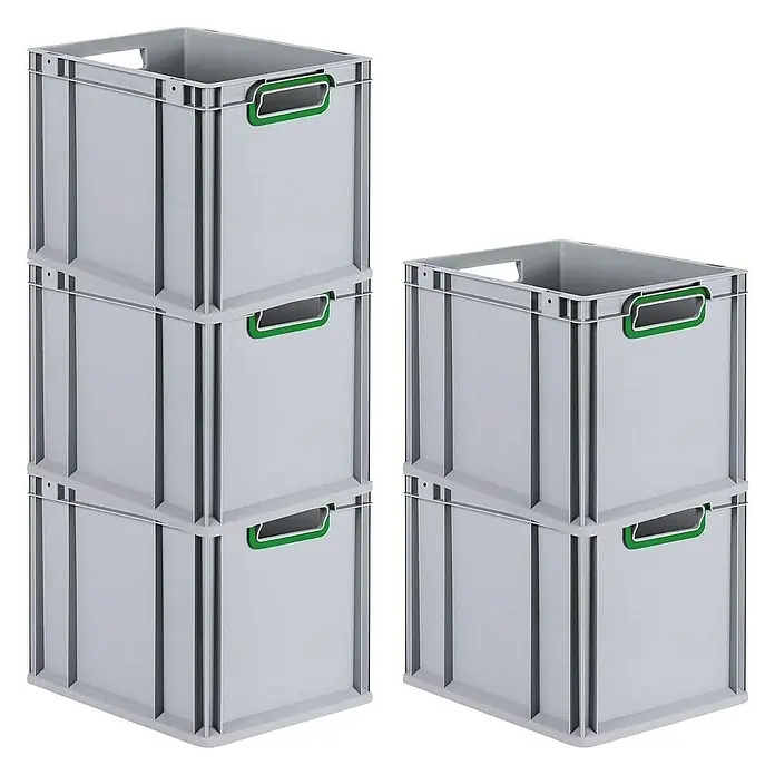 Proregal Euroboxen-Set 5x Eurobox NextGen Color - L x B x H: 40 x 30 x 32 cm, Kunststoff, Grau, Grün, 5 Stk. - Graue Kunststoffboxen mit grünen Griffen, gestapelt in zwei Türmen. Ideal für Lagerung und Organisation.