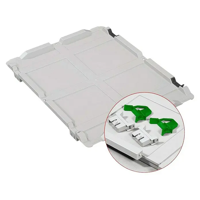 Proregal Euroboxen-Set 5x Eurobox NextGen Color mit Scharnierdeckel und Verschlüssen - Kunststoff, Grau, Grün, 5 Stk. - Produktbild einer grauen Wanne mit passenden grünen Befestigungsclips für sicheren Halt. Ideal für Lagerung und Transport.