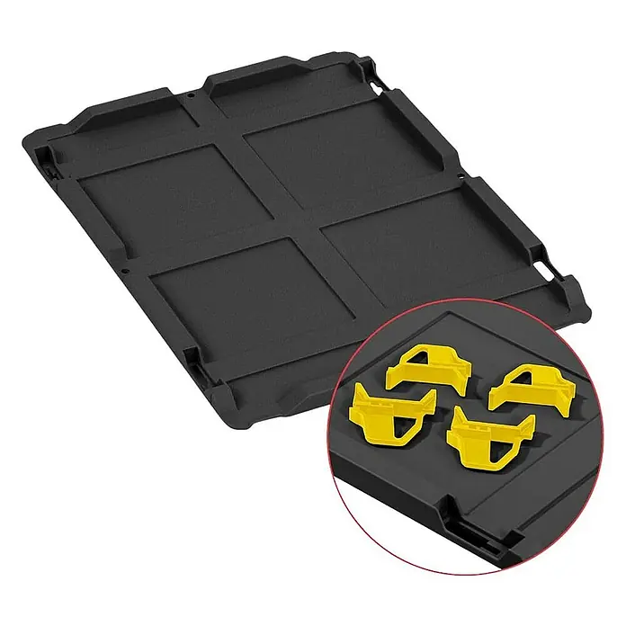 Proregal Euroboxen-Set 4x Eurobox NextGen Grip mit Auflagedeckel inkl. 4 gelben Verschlüssen - Kunststoff, Schwarz, 4 Stk. - Schwarze Kofferraumwanne mit vier gelben Clips für eine einfache und sichere Befestigung im Fahrzeug. Robuster Schutz für den Kofferraumboden.