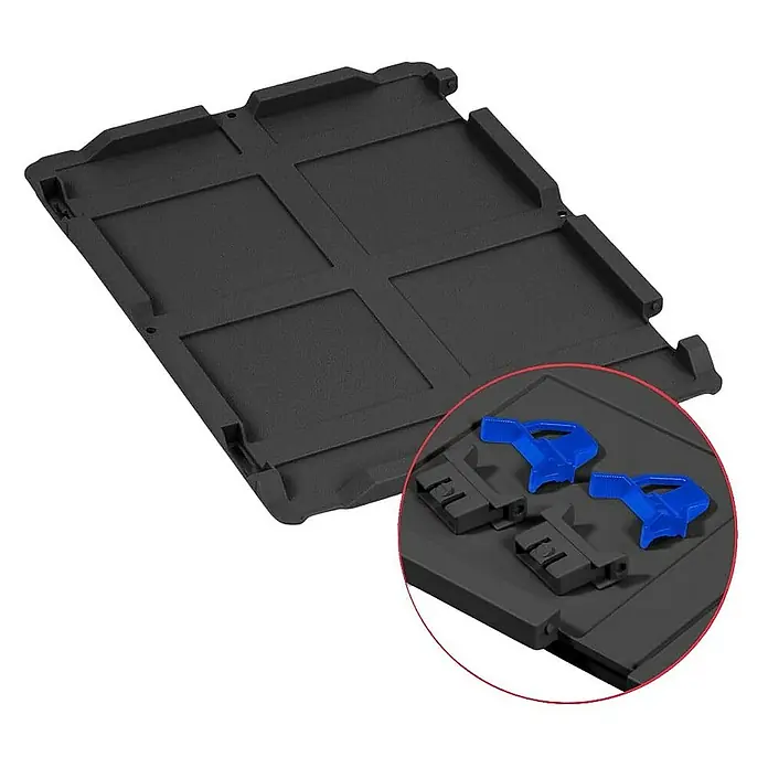 Proregal Euroboxen-Set 10x Eurobox NextGen Grip mit Scharnierdeckel und blauen Verschlüssen - Kunststoff, Schwarz, 10 Stk. - Schwarze Kofferraummatte mit quadratischem Design und blauen Elementen für zusätzlichen Schutz und Komfort beim Transport von Gegenständen.