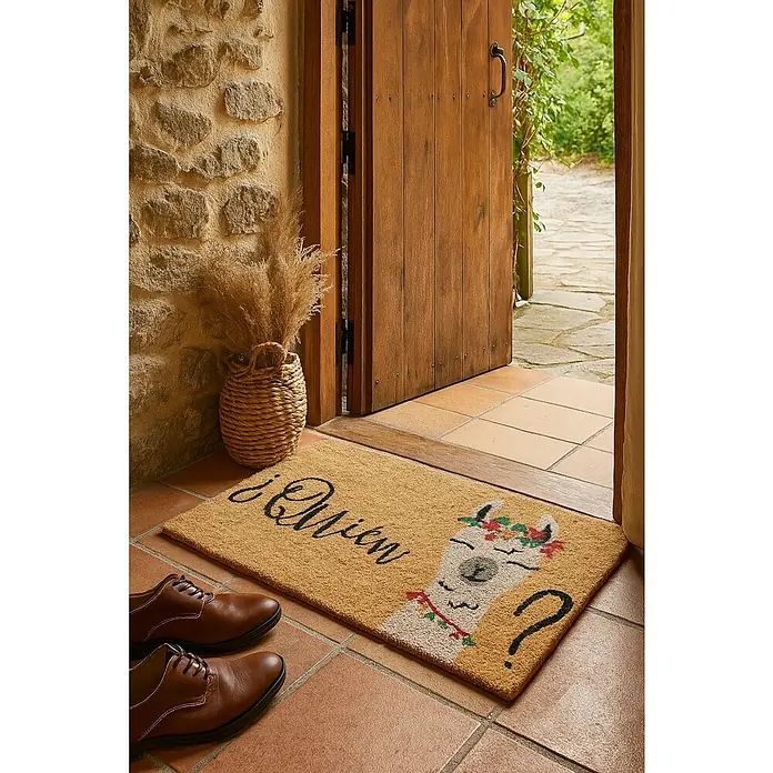 Felpudo Quién llama - 60 x 40 cm, Multicolor - Este felpudo de coco con la divertida llama y la cita "¿Quien?" es un verdadero atractivo frente a cada puerta principal.