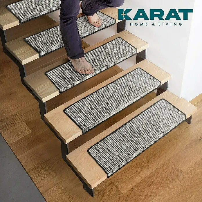 Stufenmatte Geneva - 65 x 23,5 cm, Anthrazit, Rechteck - Moderne Treppenstufenmatten mit schlichtem Design für ein stilvolles und sicheres Zuhause.
