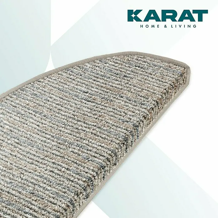 Stufenmatte Geneva - 65 x 23,5 cm, Silber, Halbrund - Nahaufnahme einer Teppichstufe in Beige- und Grautönen mit sauberer, abgerundeter Kante für einen eleganten Look.