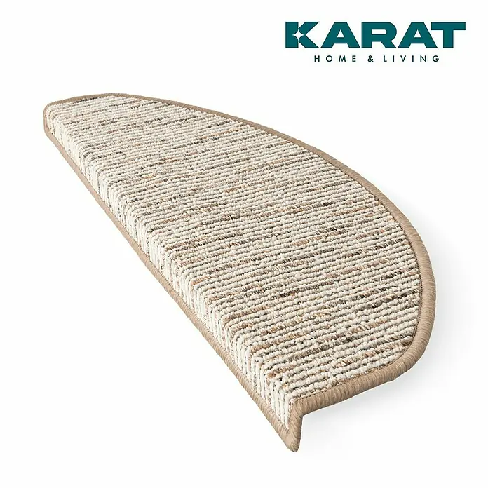 Stufenmatte Geneva - 65 x 23,5 cm, Beige, Halbrund - Halbkreisförmiger Teppich für Treppenstufen in Beige, ideal für zusätzlichen Komfort und Sicherheit.