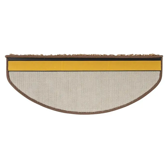 Stufenmatte Shaggy - 65 x 23,5 cm, Hellbraun, Halbrund - Halbrunde Teppichstufe mit beiger Oberfläche, braunem Rand und gelbem Klebestreifen für sicheren Halt auf Treppen.