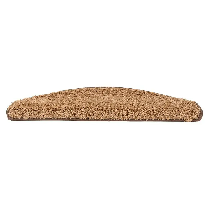 Stufenmatte Shaggy - 65 x 23,5 cm, Hellbraun, Halbrund - Nahaufnahme eines beigen Teppichläufers mit weicher Textur. Ideal für ein gemütliches Ambiente.