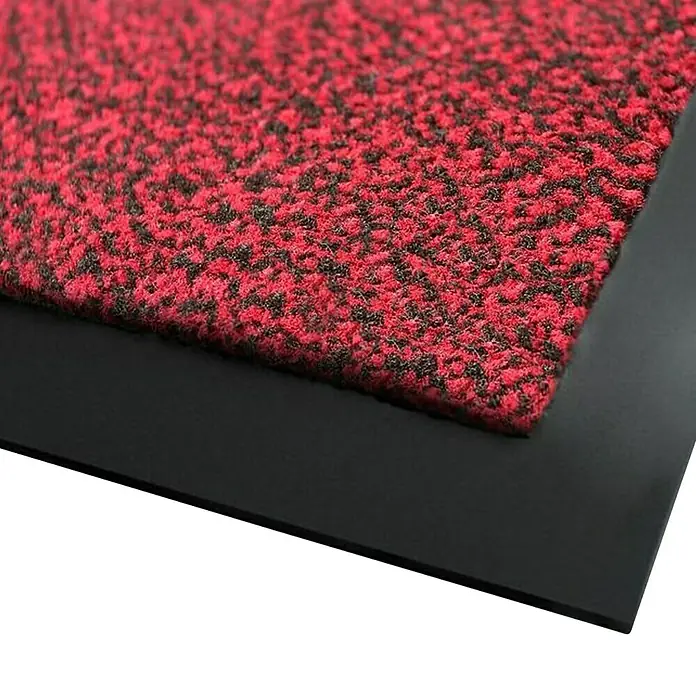 Fußmatte Sky - Rot, 600 x 120 cm, 100 % Polypropylen - Nahaufnahme einer roten und schwarzen Fußmatte mit schwarzem Rand, ideal zum Sauberhalten von Böden im Eingangsbereich.