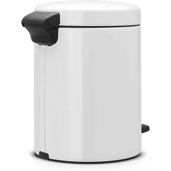 Proregal Treteimer Brabantia Klassischer Tretmülleimer mit Soft-Verschluss - 5 l, Metall, Weiß - Weißer Tretabfalleimer mit schwarzem Deckel und Fußpedal für hygienische Abfallentsorgung im Haushalt. Praktisch und stilvoll.