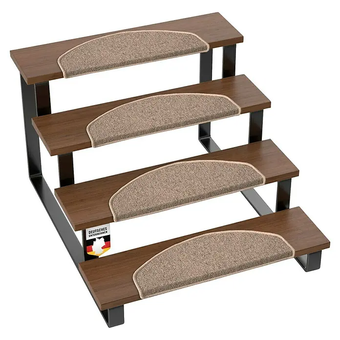 Stufenmatte London - 65 x 25 cm, Beige, Halbrund - Treppenstufen mit Teppichauflagen in Braun für besseren Halt und Komfort beim Auf- und Absteigen.