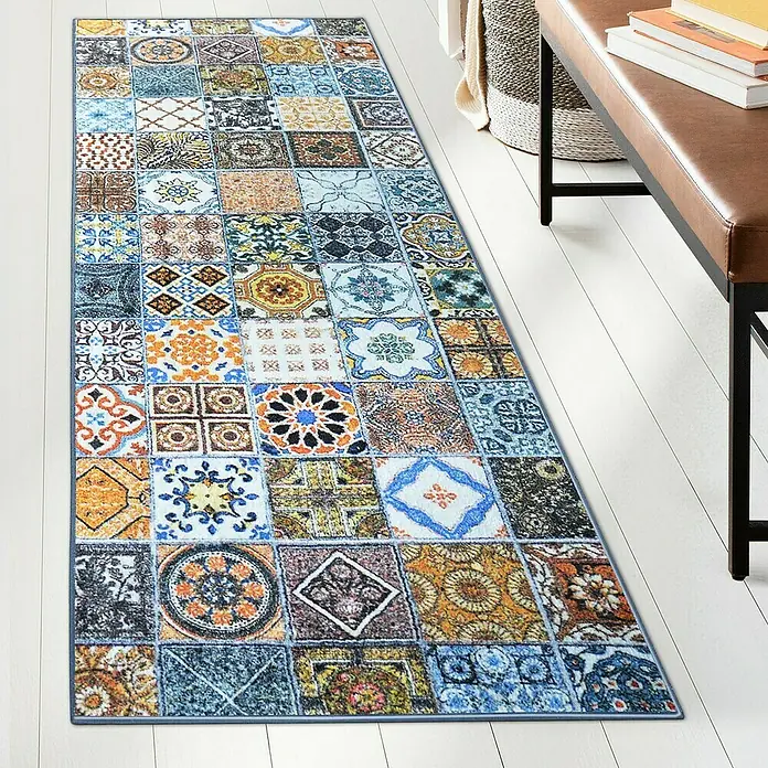 Teppichläufer Bonita - Bunt, 300 x 80 cm, 100 % Polyamid - Ein stilvoller Läufer mit einem Mosaikmuster aus bunten Fliesen, der jedem Raum einen Hauch von Farbe und Eleganz verleiht.