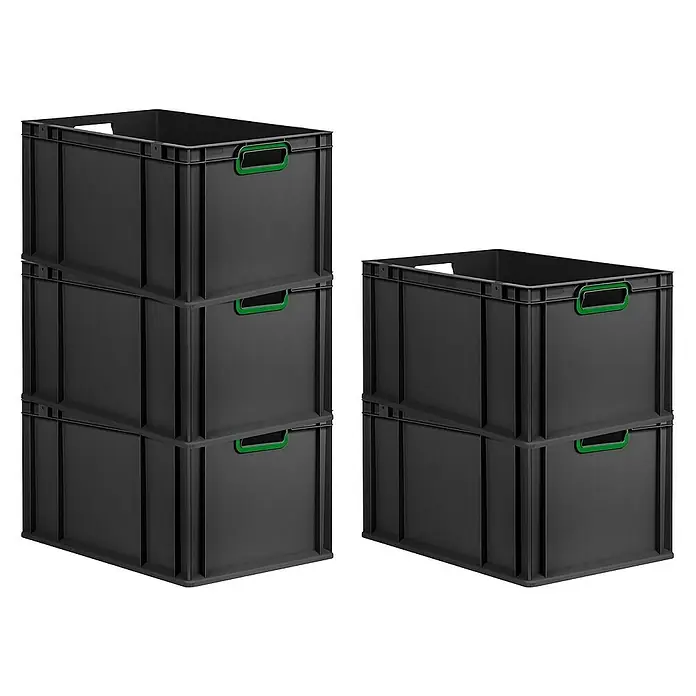 Proregal Euroboxen-Set 3x Eurobox NextGen Color - Kunststoff, Schwarz, Grün, 3 Stk. - Drei graue Kunststoffboxen mit grünen Griffen sind gestapelt, daneben zwei Boxen. Praktische Lagerlösung für Ordnung und Übersicht.