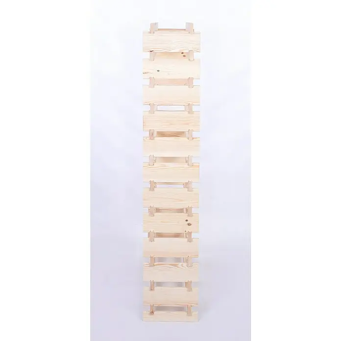 Proregal Flaschenregal Weinregal VINOTECA FLEX PRO für 120 Flaschen - L x B x H: 28 x 103 x 163 cm, Holz, Anzahl Böden: 12 Stk. - Eine Aufnahme eines hellen Holzregals. Es ist eine einfache, unlackierte Struktur, die sich ideal für die Aufbewahrung eignet.