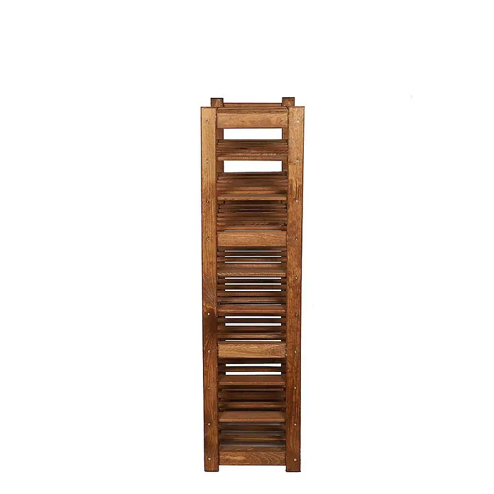 Proregal Flaschenregal Weinregal SPREEWALD für 60 Flaschen - Holz, Anzahl Böden: 10 Stk. - Dieses Bild zeigt ein schmales, hölzernes Schuhregal mit Latten, das Stauraum bietet und gleichzeitig ein dekoratives Element darstellt.