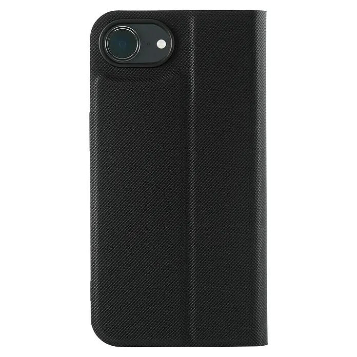 Hama Handyhülle klappbar - iPhone 16 E, Schwarz - Nahaufnahme einer schwarzen Handyhülle mit einer feinen, genarbten Textur und einer Aussparung für die Kameralinse und den Blitz.