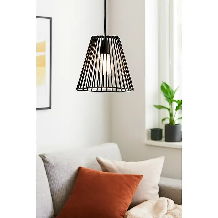 Eglo Capoliverie Pantalla de lámpara - Ø x Al: 20 x 16 cm, Negro - Moderna lámpara colgante de alambre negro con luz cálida, colgada sobre un cómodo sofá con cojines. Crea un ambiente agradable en la habitación.
