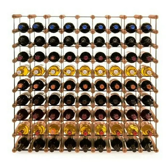 Proregal Flaschenregal Modulares Weinregal VINOTECA MOD METAL für 9x9 Flaschen - Holz - Weinregal mit zahlreichen Weinflaschen, das eine große Auswahl an Weinen in einem Weinlager präsentiert.